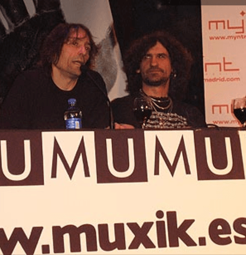 Muxik.es, sello discográfico de Extremoduro y Robe