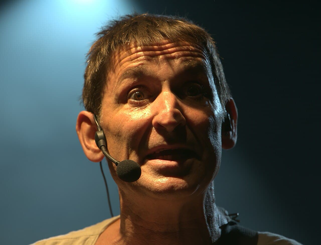 Albert Pla · fotografía libre vía Wikimedia Commons