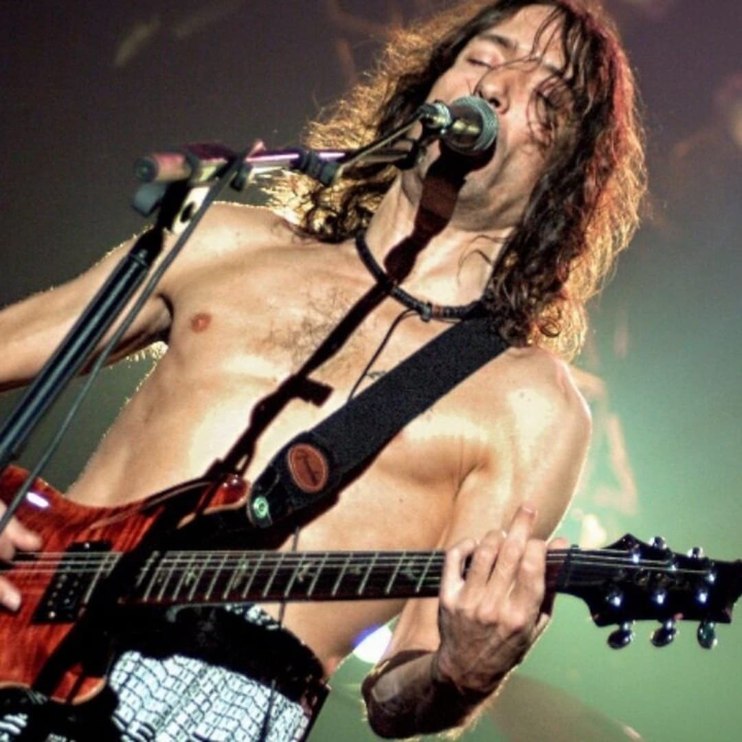 Fotografía relacionada con «Robe y el Nacimiento del Rock Transgresivo en 1994»